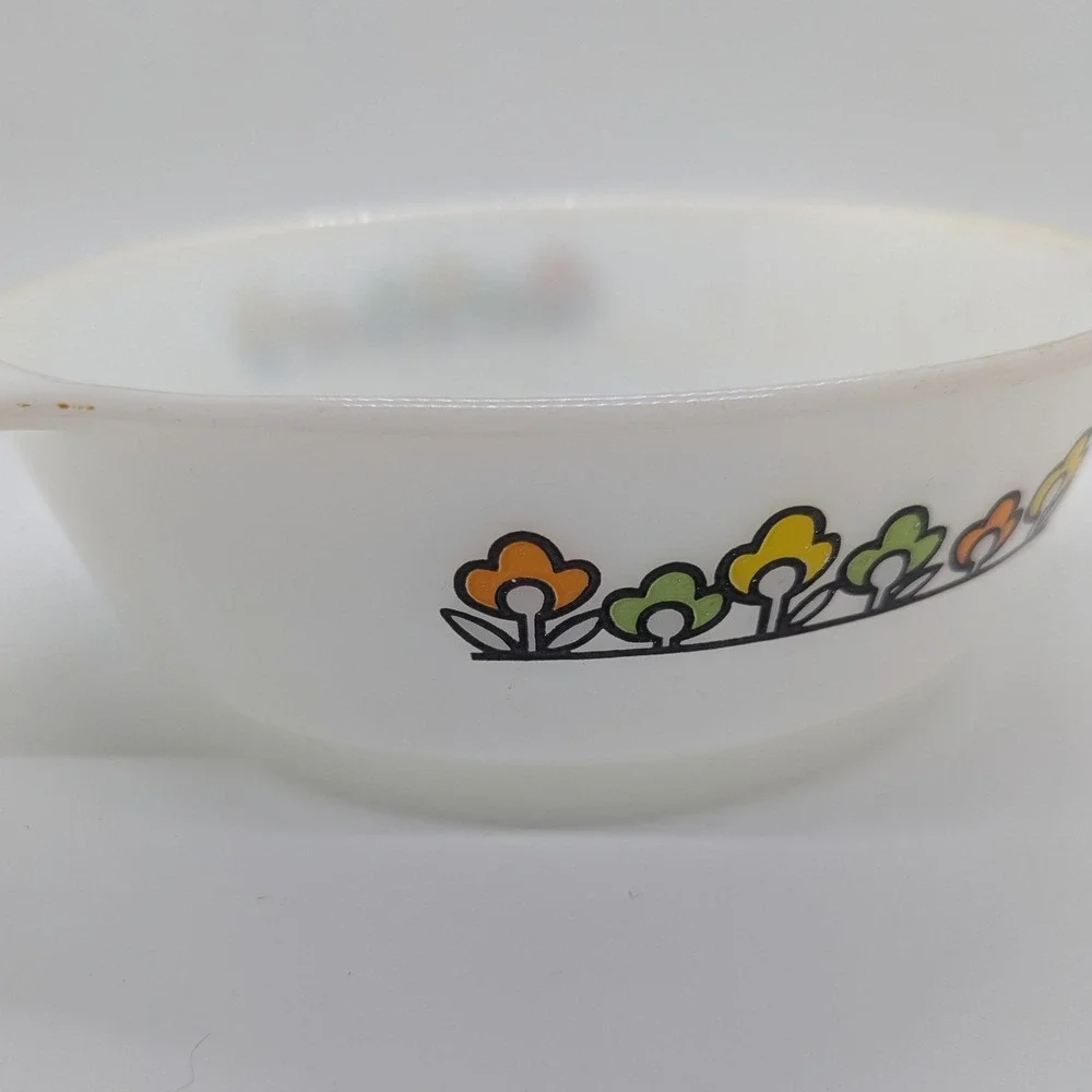 Vintage Fire-King Summerfield Milk Glass Casserole Dish 1.5 Q Anchor Hocking 437